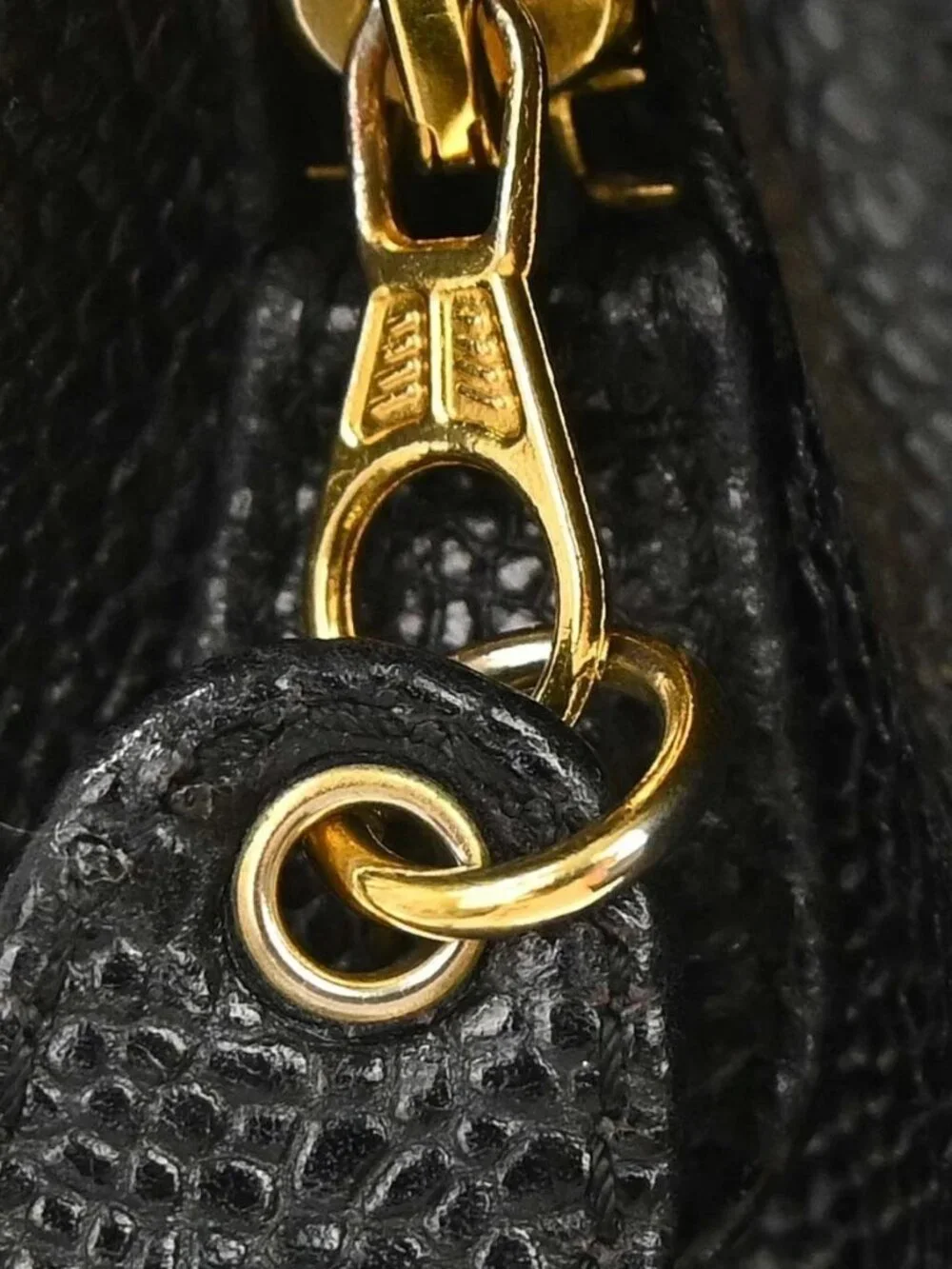 Chanel Black Calfskin Tote Chain Handbag 188833